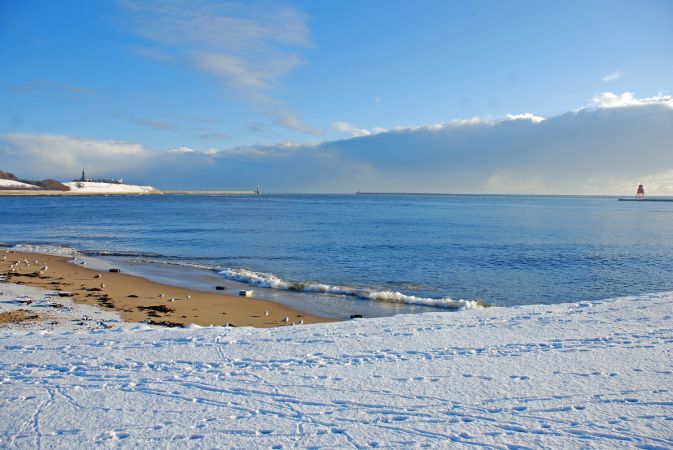 Mouth of the Tyne in Winter